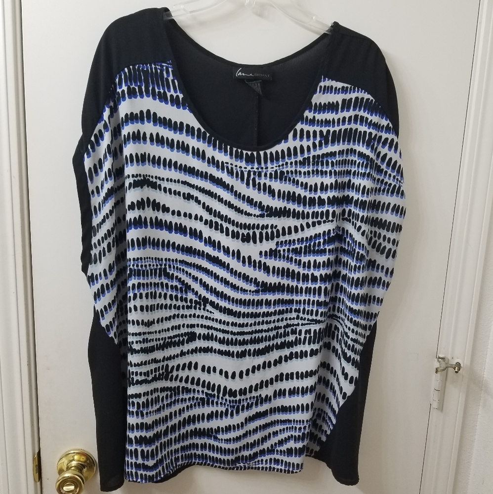 Beautiful Blue & Black LB Dressy Top 18/20